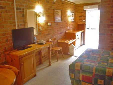 Coachmans Rest Motor Lodge - Accommodation Batemans Bay 0