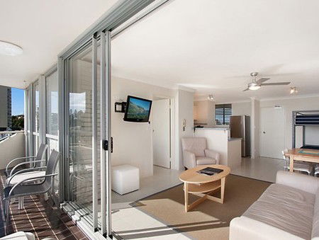 Eden Tower Holiday Apartments - Accommodation Batemans Bay 1