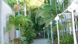Adventurers Backpacker Resort - Accommodation Batemans Bay 2