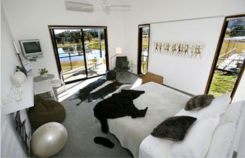 Tonic Hotel - Accommodation Batemans Bay 0