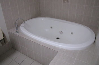 Golf Links Motel - Accommodation Batemans Bay 2