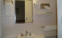 Warren Motor Inn - Warren - Accommodation Batemans Bay 4