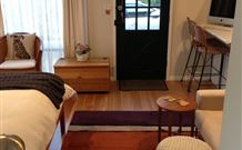 Milo's Bed And Breakfast - Accommodation Batemans Bay 0