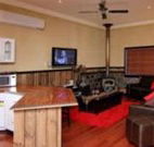 Top of the Range Retreat - Accommodation Batemans Bay