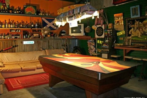 Port Stephens YHA - Accommodation Batemans Bay 5