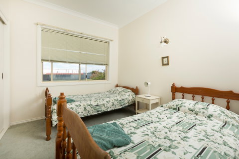Cranford Waterfront Cottage - Accommodation Batemans Bay 7