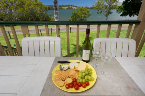 Cranford Waterfront Cottage - Accommodation Batemans Bay 10
