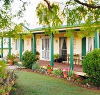 Birdhouse Cottage and Bed and Breakfast - Accommodation Batemans Bay