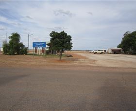 Stonehenge QLD Accommodation Batemans Bay