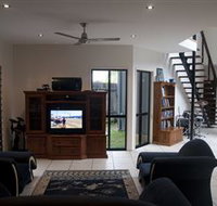 Dolphin Beach House - Accommodation Batemans Bay