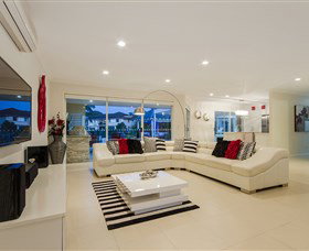 Rio Vista Quay At Vogue Holiday Homes - Accommodation Batemans Bay 1