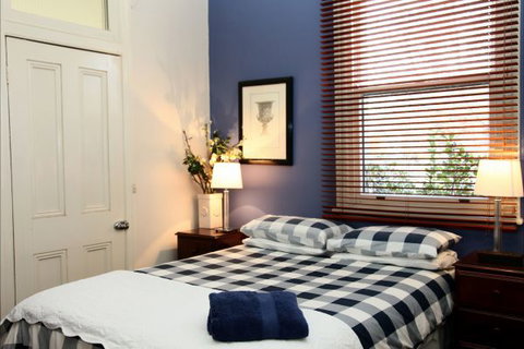Apartments On-The-Park: The Studio - Accommodation Batemans Bay 3