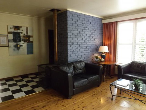 Apartments On-The-Park: The Studio - Accommodation Batemans Bay 4