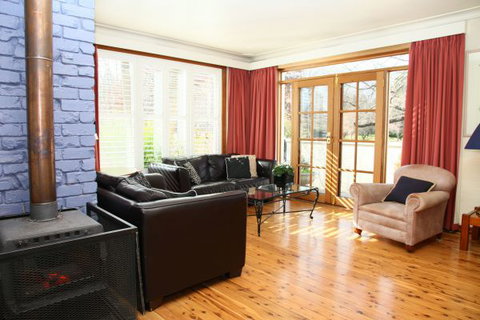 Apartments On-The-Park: The Studio - Accommodation Batemans Bay 5