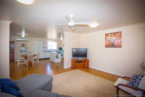 Dell-Lee Cottage - Accommodation Batemans Bay 4