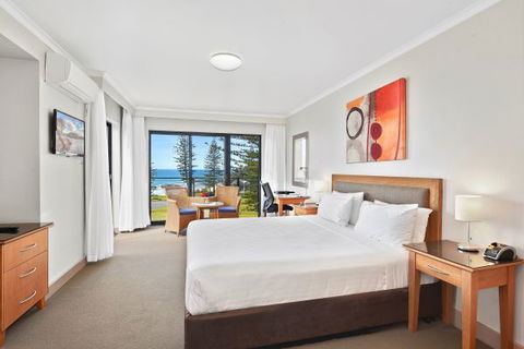 HW Boutique Hotel - Accommodation Batemans Bay 2