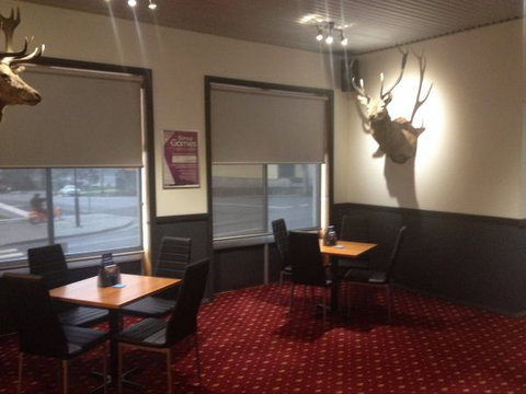 Top Pub - Accommodation Batemans Bay 2