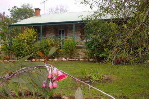 Naimanya Cottage - Accommodation Batemans Bay 0