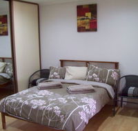 Potch  Colour - Accommodation Batemans Bay
