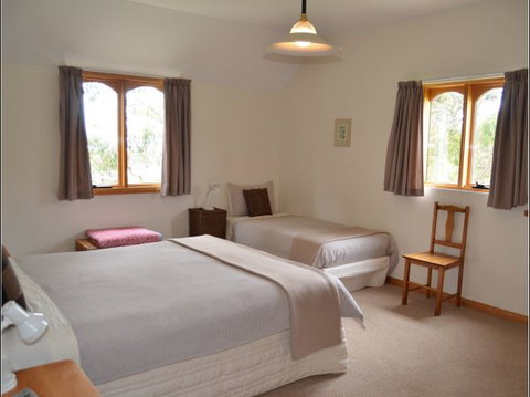 Herons Rise Vineyard Accommodation - Accommodation Batemans Bay 0