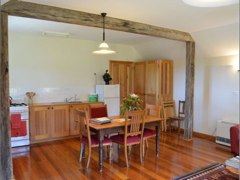Herons Rise Vineyard Accommodation - Accommodation Batemans Bay 2