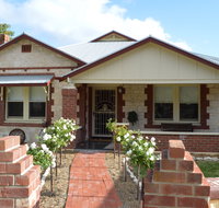 Two Cow Cottage Bed and Breakfast - Accommodation Batemans Bay