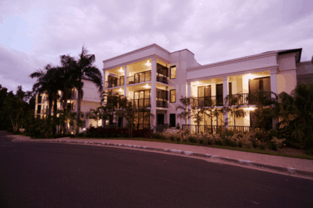Elysium Apartments Palm Cove - Accommodation Batemans Bay
