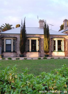 Lakeside Manor Yha - Accommodation Batemans Bay 1