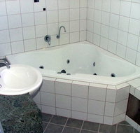 Tasman Beachside Apartments - Accommodation Batemans Bay