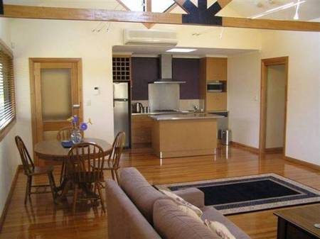 Blumont TAS Accommodation Batemans Bay