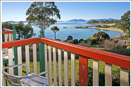 Amos House  & Swansea  Villas - Accommodation Batemans Bay 4