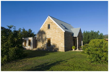 Armytage House - Accommodation Batemans Bay 0