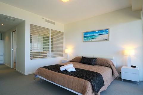 Ultra Broadbeach - Accommodation Batemans Bay 4