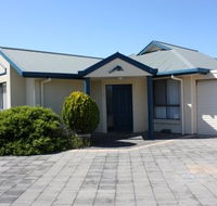 Robe Dolphin Court Apartments - Accommodation Batemans Bay