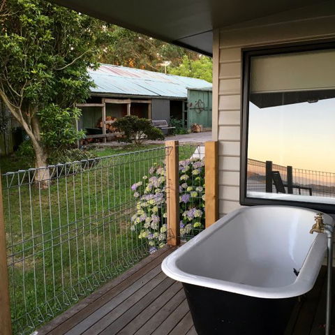 Halcyon Cottage Retreat - Self Contained Accommodation - Accommodation Batemans Bay 3