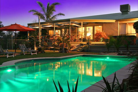 Weeroona Retreat B&B - Accommodation Batemans Bay 0