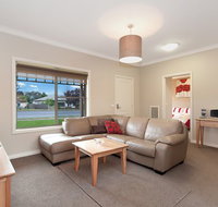 Hamilton Accommodation - Accommodation Batemans Bay
