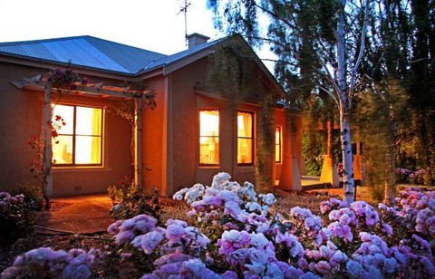 Beauchamp House - Accommodation Batemans Bay 1