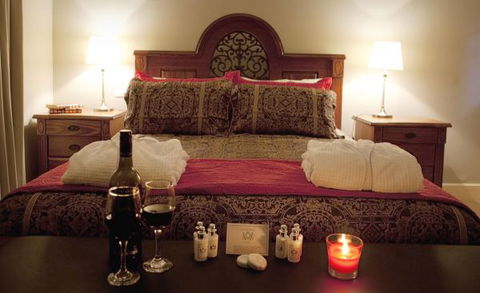 Beauchamp House - Accommodation Batemans Bay 2