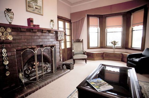 Beauchamp House - Accommodation Batemans Bay 3