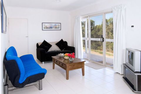 Allusion Cottages - Accommodation Batemans Bay 2