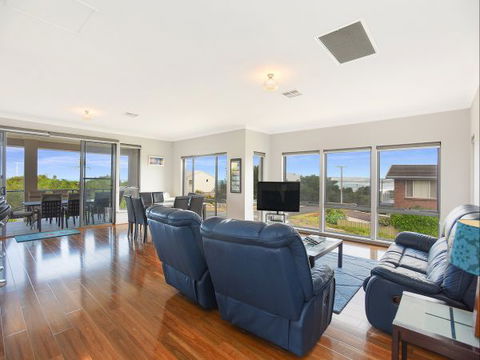 BEAUMONT HOUSE - Accommodation Batemans Bay 3