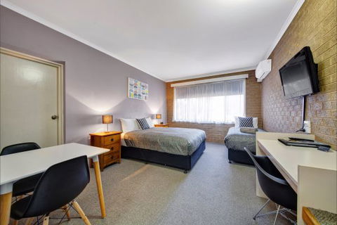 Central Deborah Motel - Accommodation Batemans Bay 2
