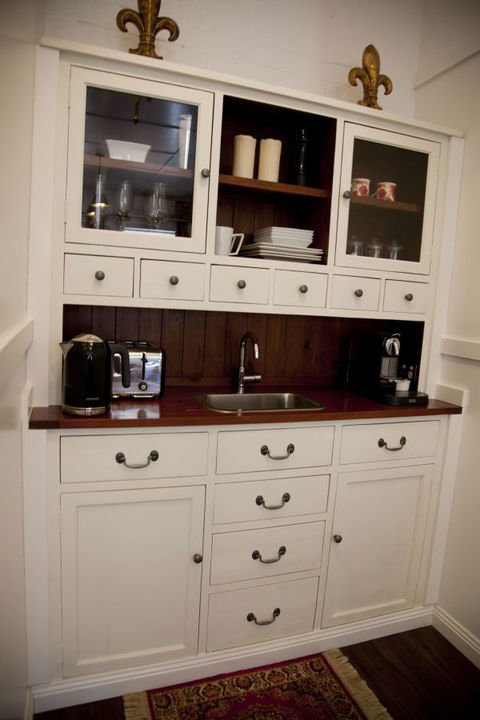 Chiltern Cottage And Indigo Suite - Accommodation Batemans Bay 2