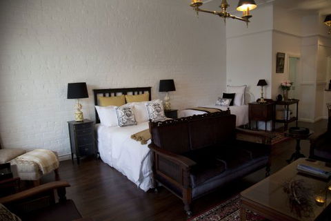 Chiltern Cottage And Indigo Suite - Accommodation Batemans Bay 3