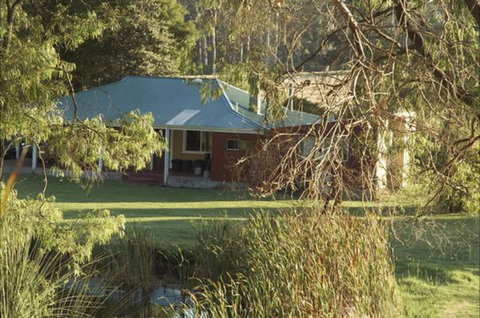 Crystal Springs Homestead - Accommodation Batemans Bay 0
