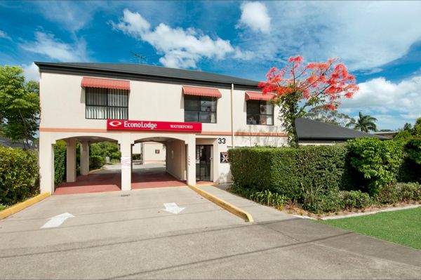 Waterford West QLD Accommodation Batemans Bay