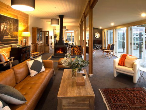 Frenchman's River - The Helmsman's House - Accommodation Batemans Bay 3