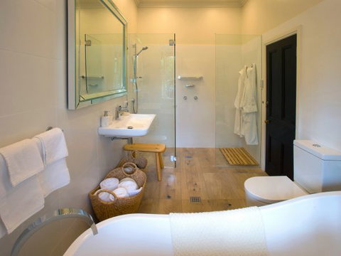 Frenchman's River - The Helmsman's House - Accommodation Batemans Bay 6