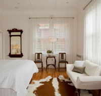 Mollisons - Accommodation Batemans Bay